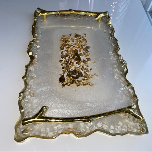 Resin Geode Agate 12” Tray and Coasters w/ Crushed Glass Edges - HANDMADE BY ME - Picture 10 of 10